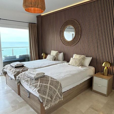 Amazing Frontline Sea Views Studio Apartment Castillo Del Vigia توريمولينوس المظهر الخارجي الصورة