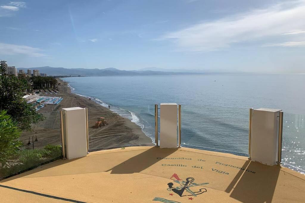 Amazing Frontline Sea Views Studio Apartment Castillo Del Vigia توريمولينوس المظهر الخارجي الصورة
