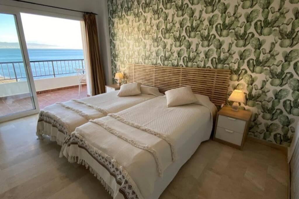 Amazing Frontline Sea Views Studio Apartment Castillo Del Vigia توريمولينوس المظهر الخارجي الصورة