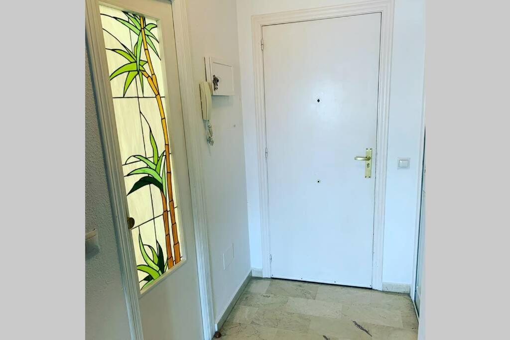 Amazing Frontline Sea Views Studio Apartment Castillo Del Vigia توريمولينوس المظهر الخارجي الصورة