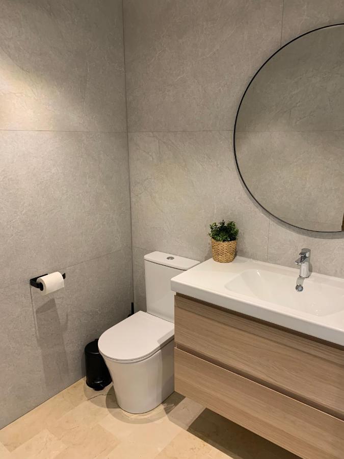 Amazing Frontline Sea Views Studio Apartment Castillo Del Vigia توريمولينوس المظهر الخارجي الصورة